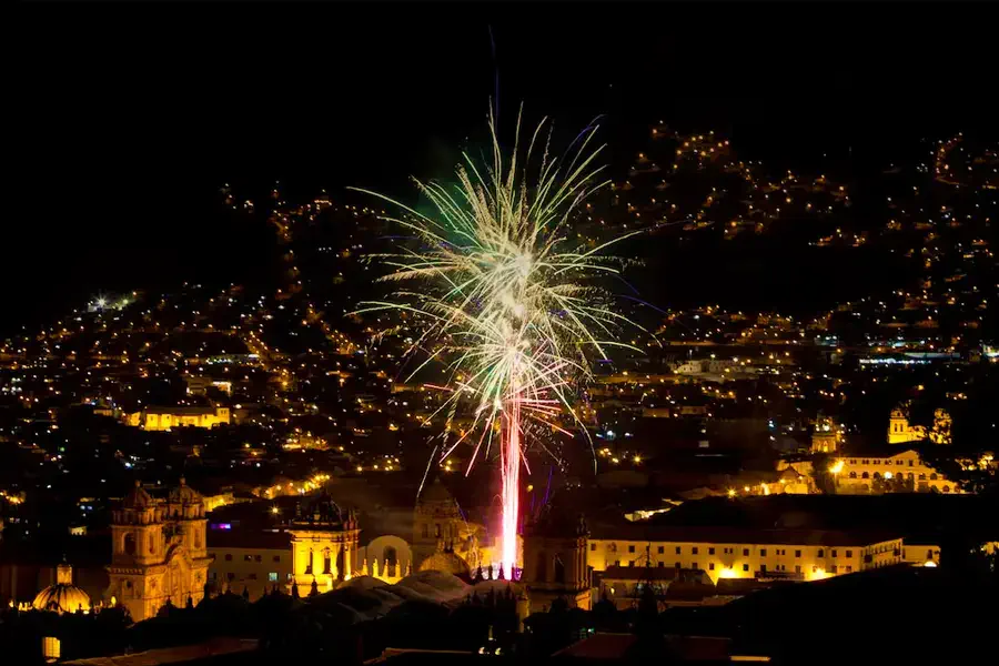 Año nuevo en el centro de cusco,